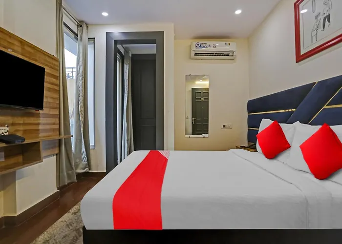 Oyo Flagship 81255 Hotel Royal Palace