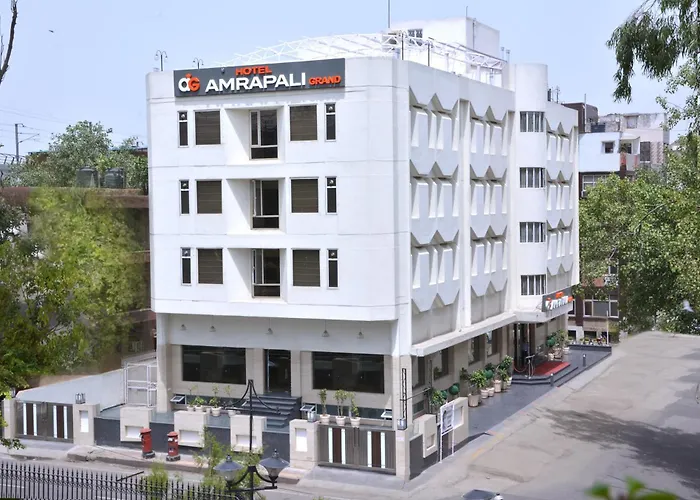 Hotel Amrapali Grand