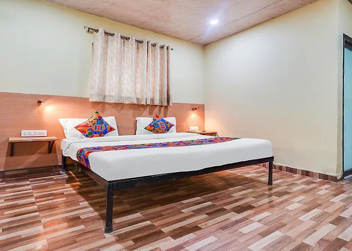 Fabhotel Reena Residency
