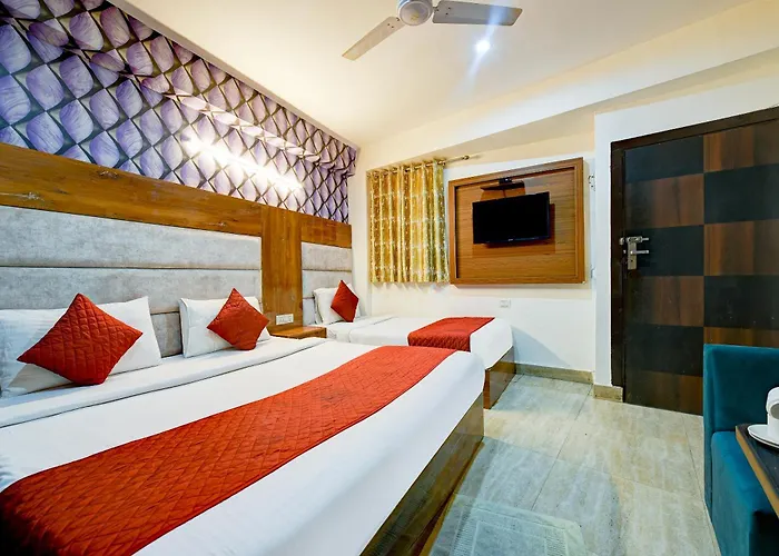Hotel Sky View - A Family Hotel Near Delhi Airport