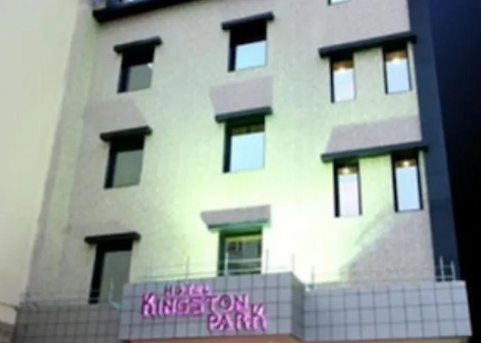 Hotel Kingston Park - Karol Bagh Delhi