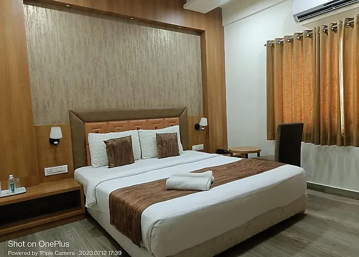 Hotel Aerocity Golden