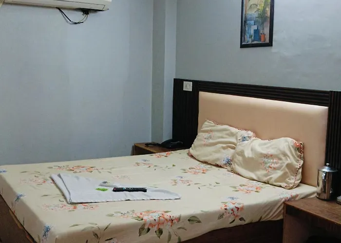 Star Inn Near Laxmi Nagar