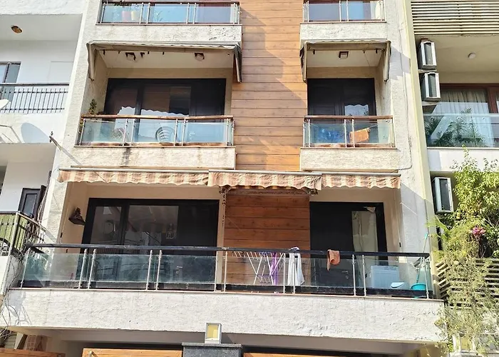 Greenleaf Apartment And Suites, Greater Kailash 1