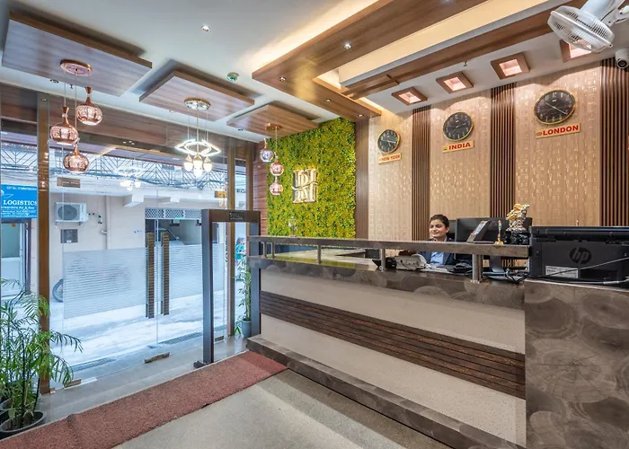 Hotel Royal Inn Igi
