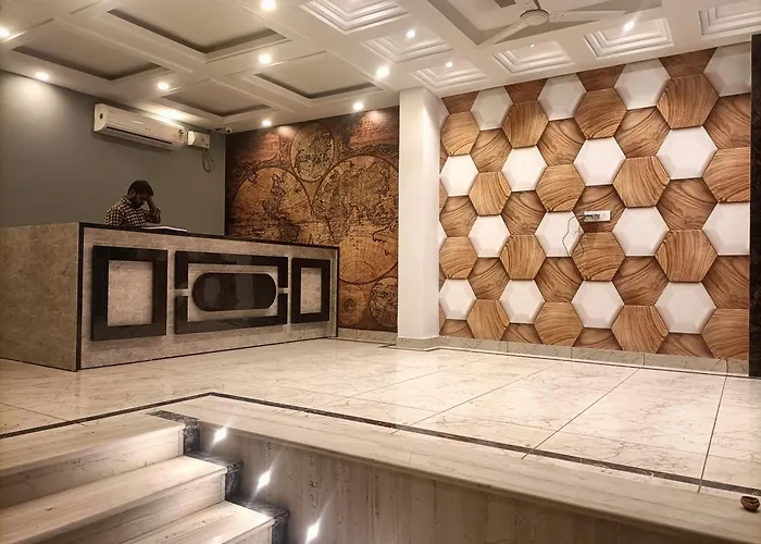 Hotel Prime Plaza Near Delhi Airport