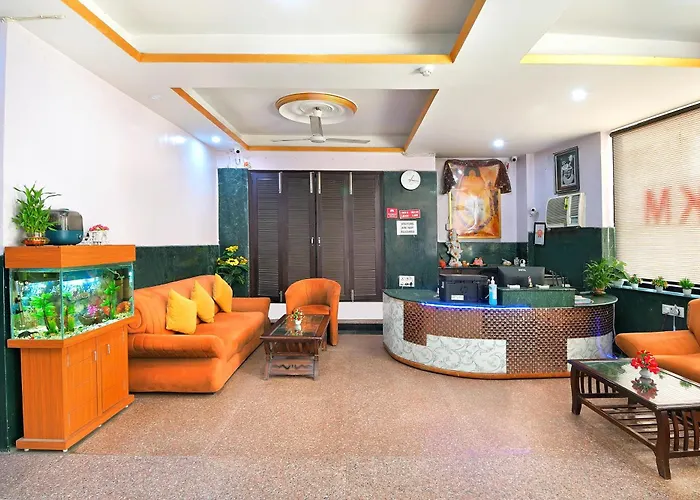 Hotel Jkm Palace Near Apollo Hospital