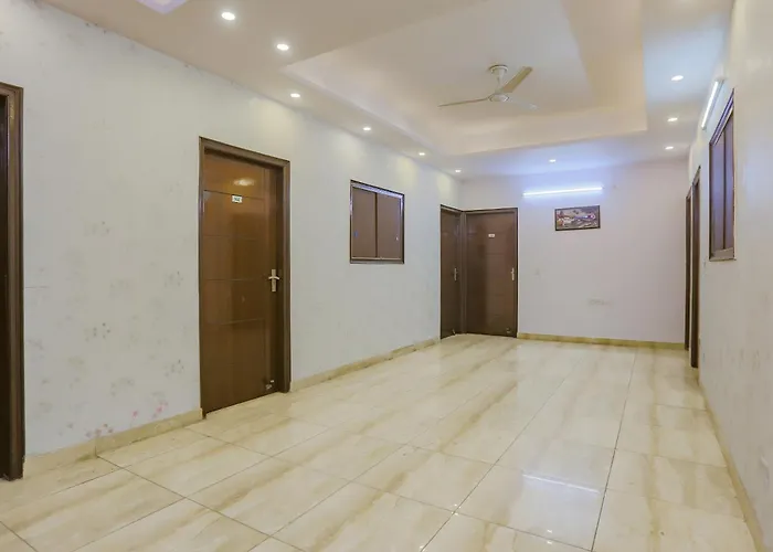 Collection O Essendi Hospitalities Llp