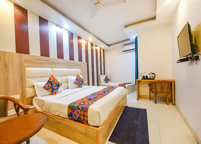 Fabhotel Aman Inn Near Igi Airport New Delhi