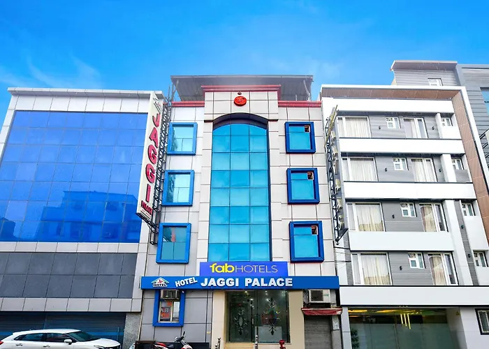Fabhotel Jaggi Palace Karol Bagh