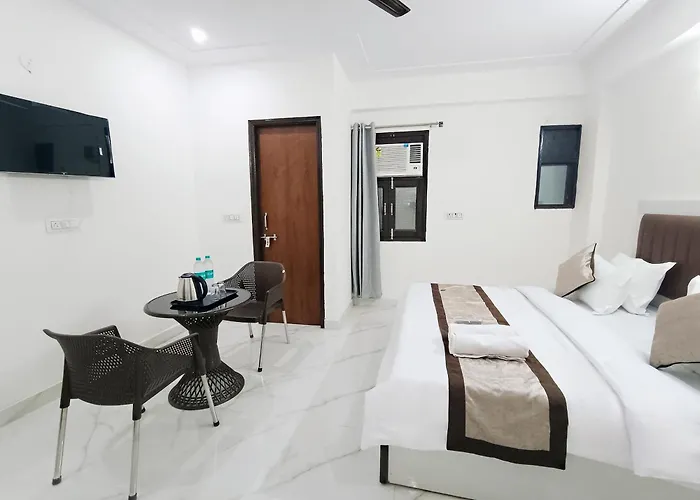 Hotel Krishna Tower