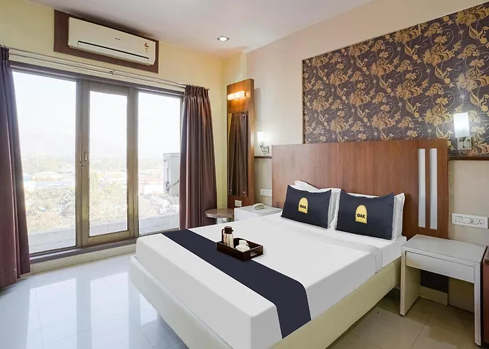 Hotel Le Mount Plaza A Family Hotel Near Igi Airport Delhi