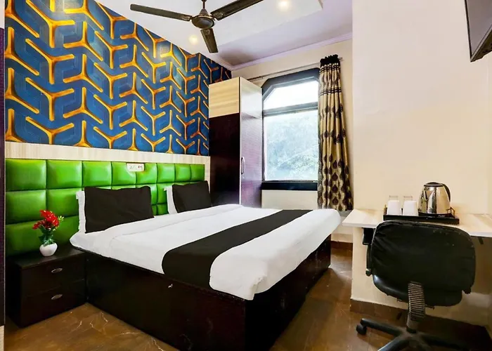 Hotel Akash Continental Near Hari Nagar Couple Friendly
