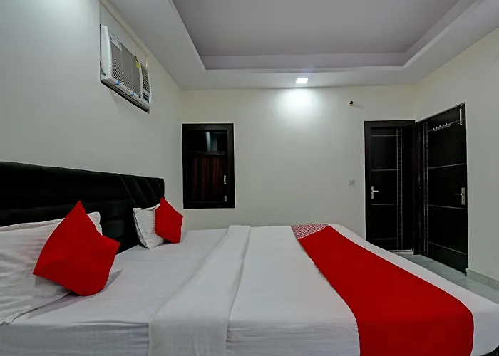 Hotel O Max Inn