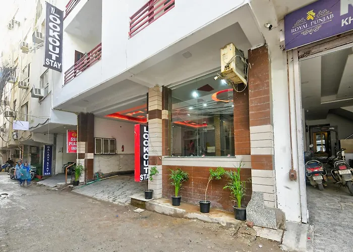 Hotel Lookout Stay Delhi Igi Airport