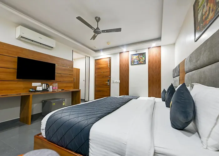 Kelvish Hotel-Delhi Igi Airport