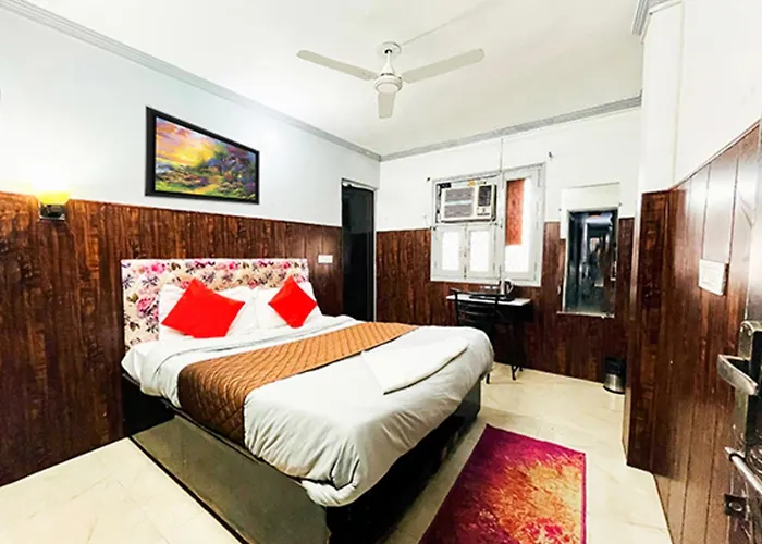 Hotel Moti Bagh - Satya Niketan