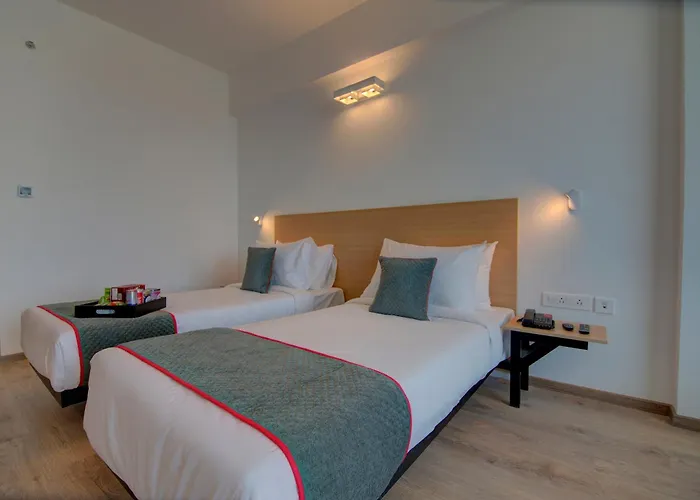 De Pacific Suite Near Delhi Airport