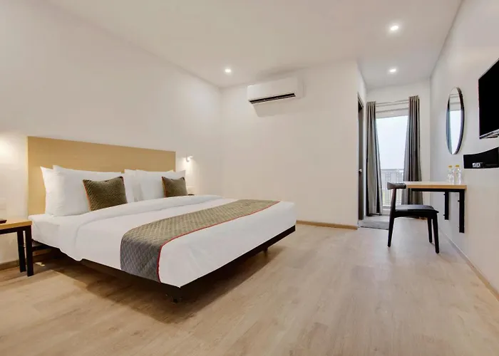 Hotel Aerotech Near Delhi Airport
