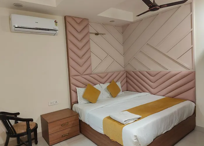 Hotel Nova Inn Near Delhi Airport