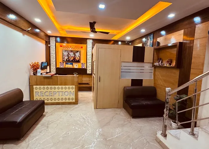 Cottage Lord Krishna Walking Distance From New Delhi Railway Station