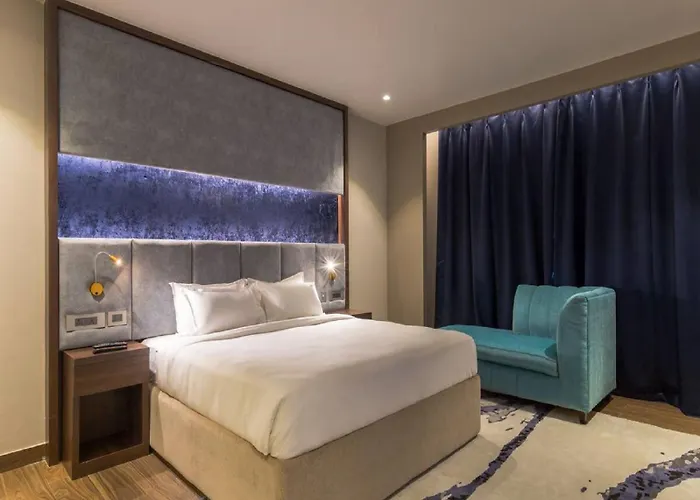 Hotel Dia Premier Delhi Airport By Gross Group Hotels