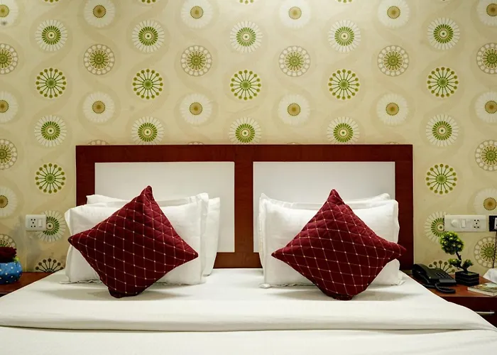 Hotel Airport Vijay Palace Near Aerocity Delhi Airport