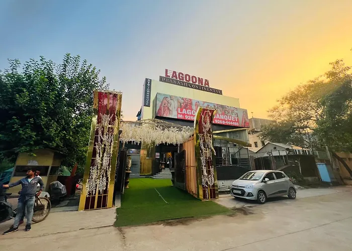 Hotel Lagoona And Banquet Hall