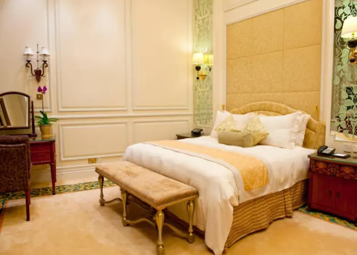 Hotel Rosewood Near Delhi Airport