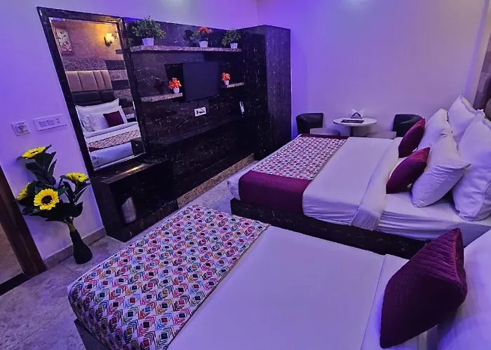 Hotel Tu Casa International Near Delhi Airport
