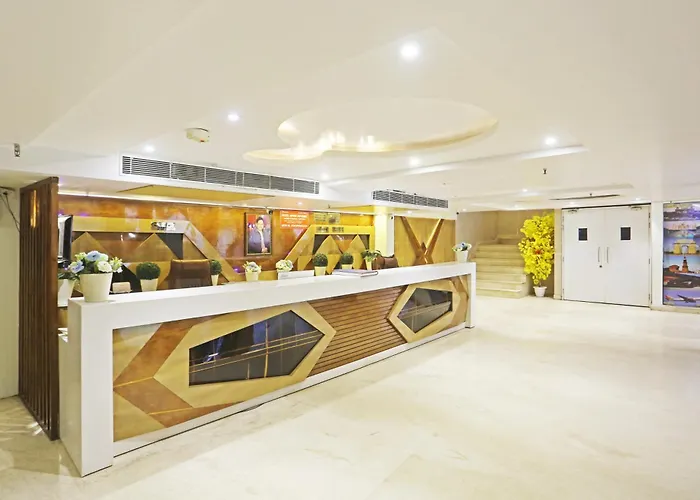 Hotel Aman Imperial Just A Minute Away From New Delhi Railway Station And Connaught Place