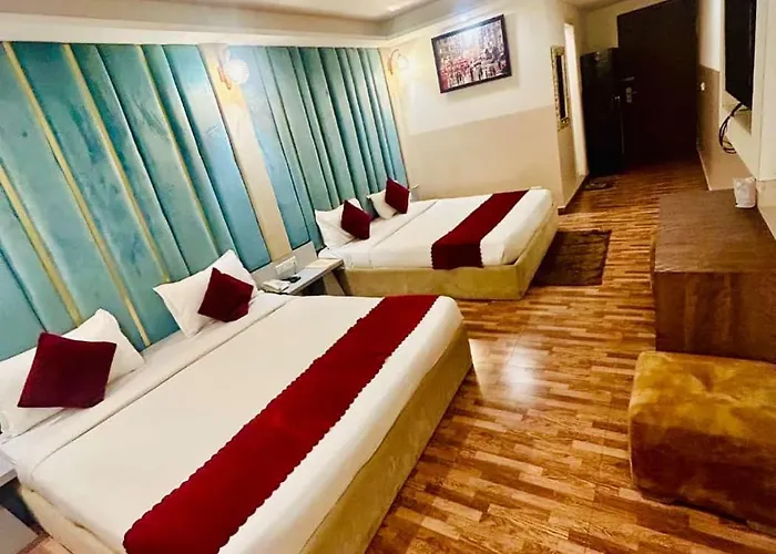 Hotel Airport City