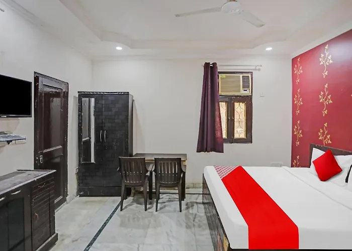 Hotel O Jpc Residency Near Dlf Avenue Saket