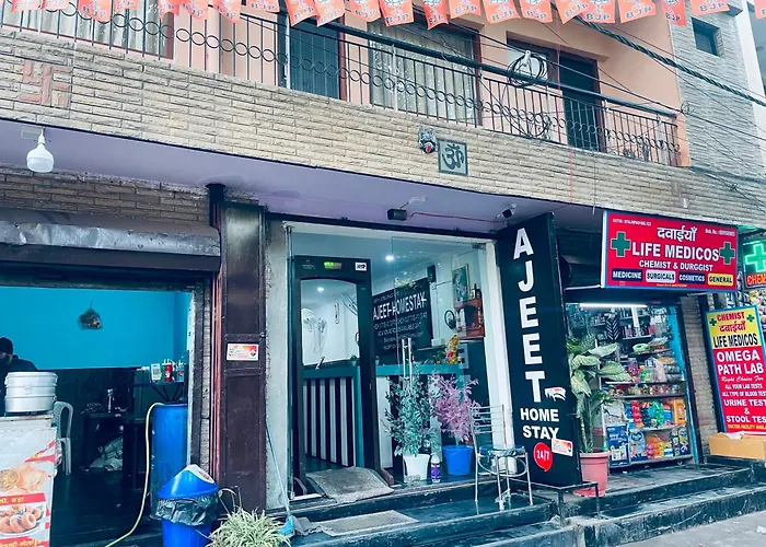 Hotel O Ajeet Homestay