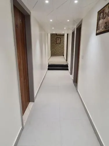 Hotel The Platform Near Us Embassy Chanakyapuri Delhi