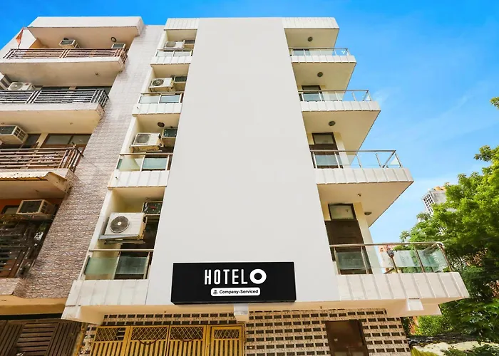 Super Hotel O Dwarka Metro