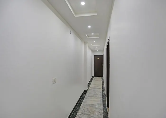 Collection O Nirvana Residency Near Lotus Temple