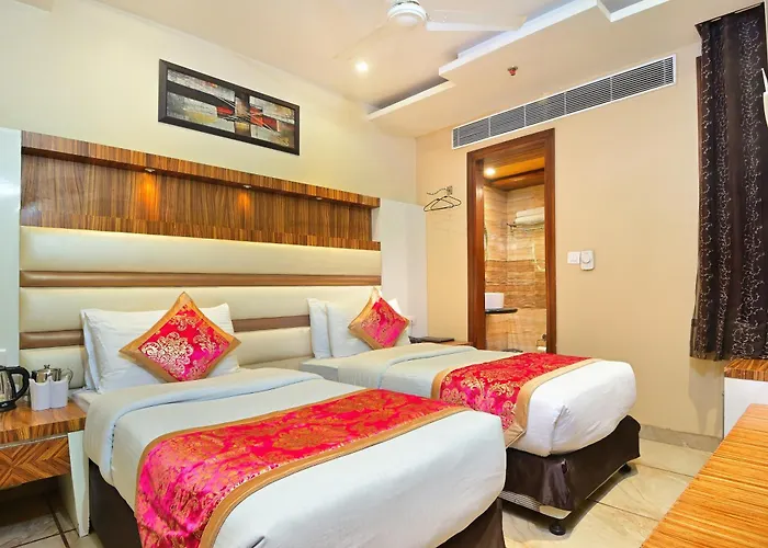 Hotel Hari Piorko Grand - 2 Min From New Delhi Railway Station