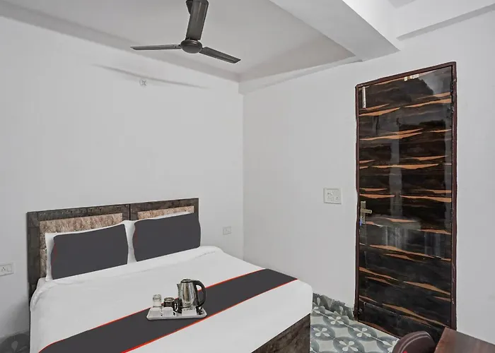 Hotel O Sk Residency Rohini