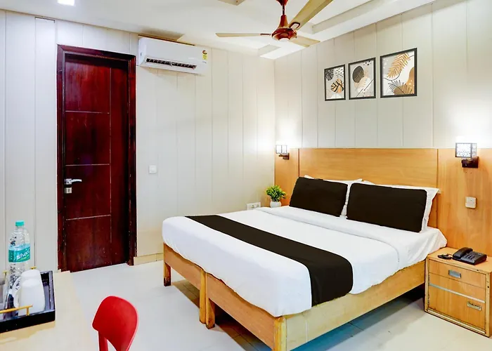 Super Hotel O Rohini Sector 24