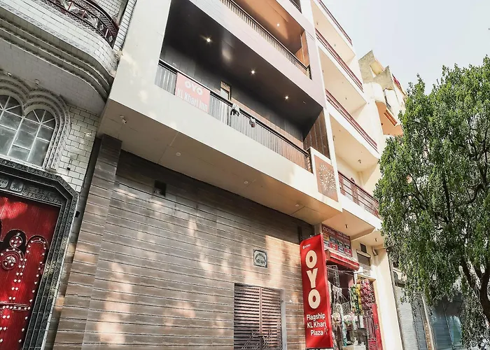 Hotel O Iris Lite