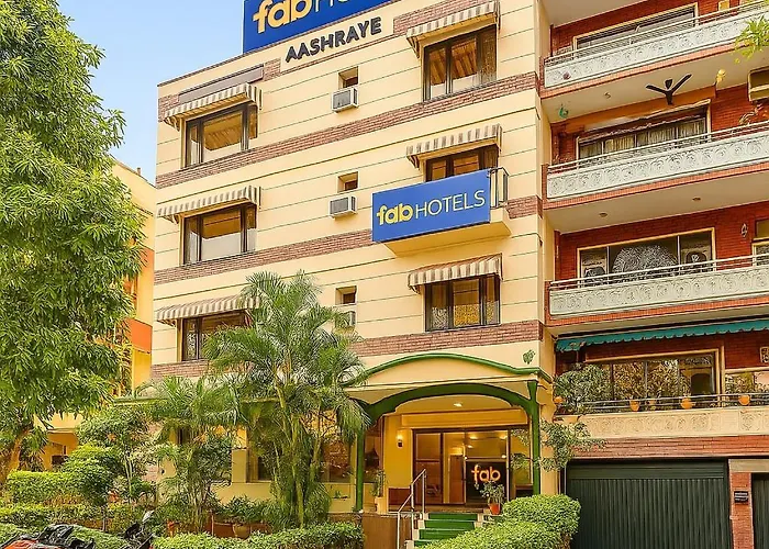 Fabhotel Aashraye