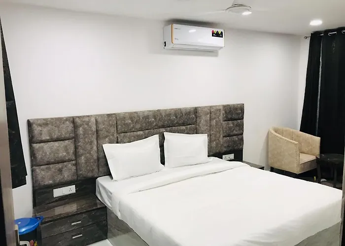 Hotel Green Suite Near Delhi Airport