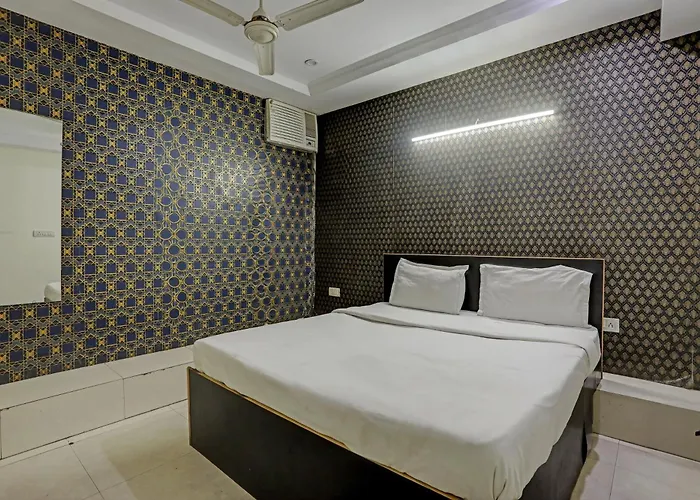 Hotel O Kanak Palace