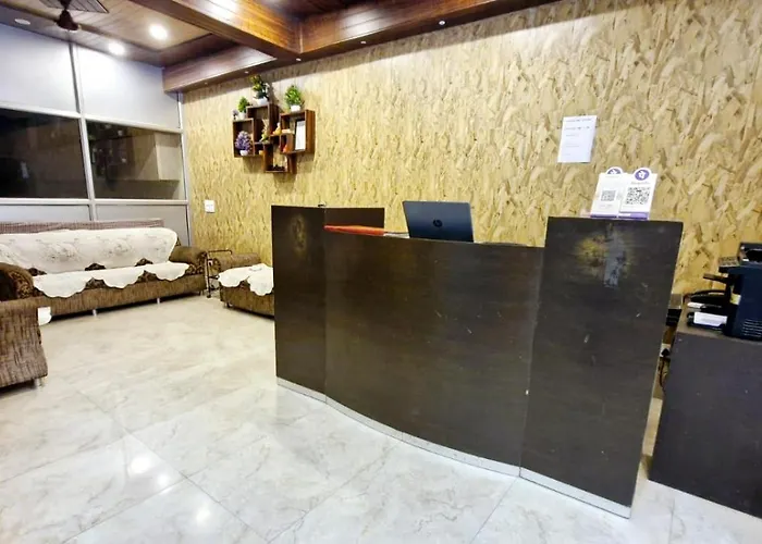 Atlas Inn Stay Near Igi Airport T3