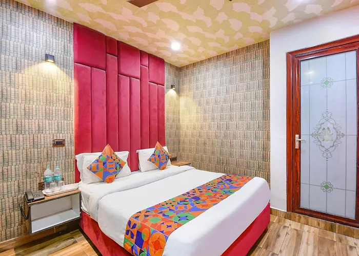 Fabhotel Jeet Stays - Near Dilshad Garden Metro Station