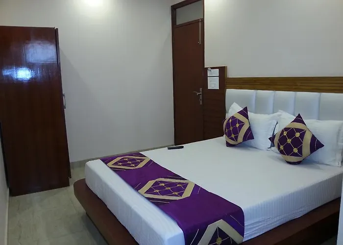 Prem Deluxe Guest House