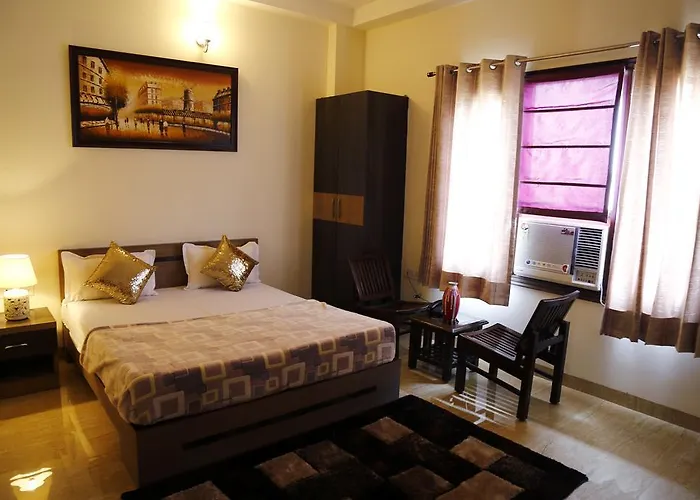 Runway Residency At Pitampura