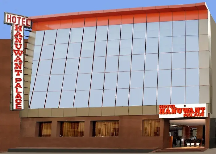 Hotel Hanuwant Palace