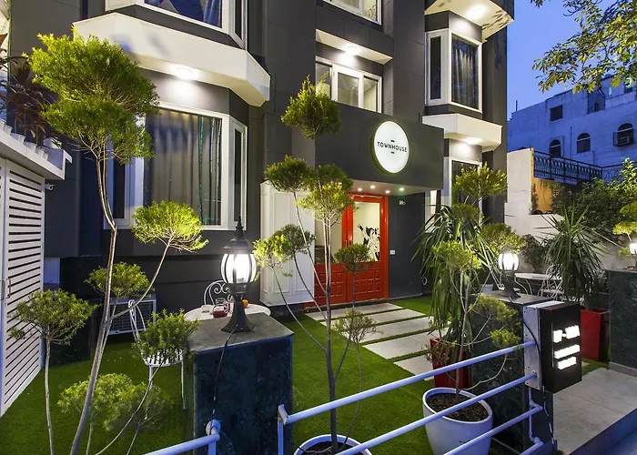 Oyo Townhouse 002 Green Park